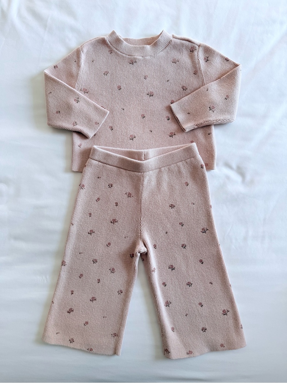 Little Planet organic cotton Knit Floral sweater & pant Set - Blush Pink